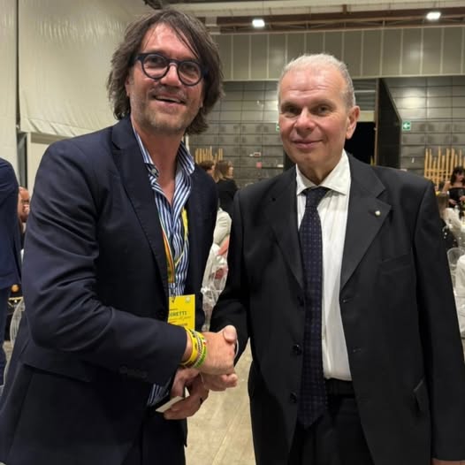 Un grandissimo piacere stringere la mano a Paolo Sartori Questore di Brescia